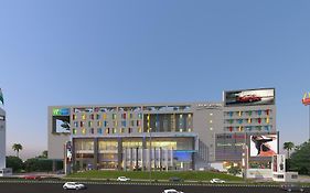 Holiday Inn Express & Suites Bengaluru Old Madras Road By Ihg